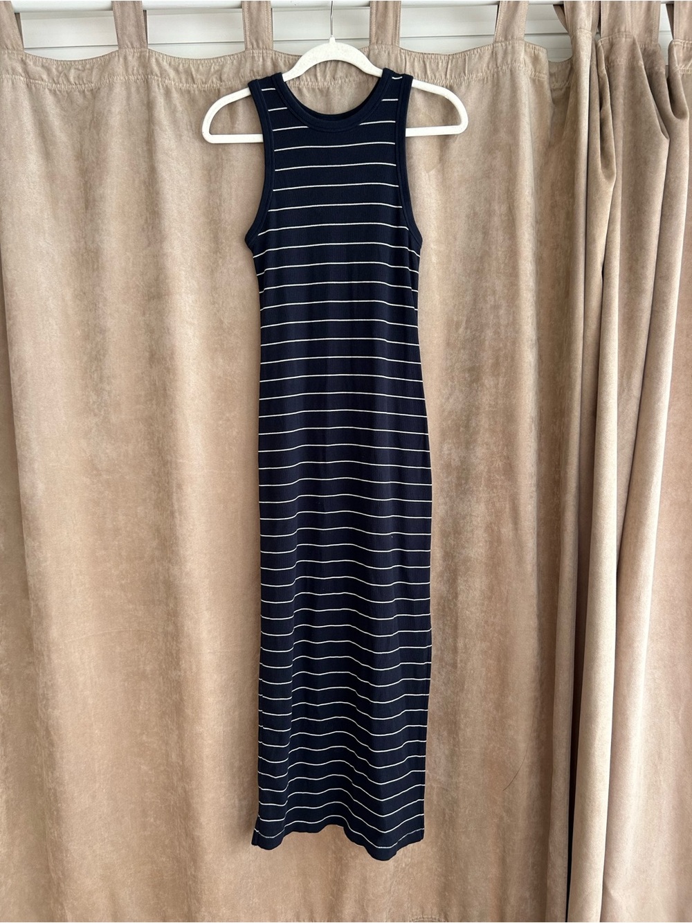 Women’s Universal Threads Ribbed Sleeveless Blue with White Striped Dress Size M